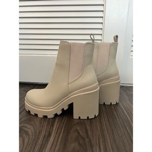 Steve Madden Tan Booties